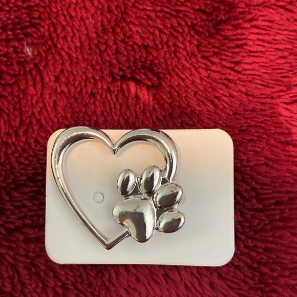 Mini Boho Pet Love Gold Cartoon Paw Print Heart Shaped Unisex Brooch - Picture 2 of 7